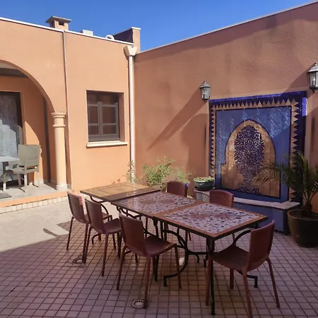 Meknes, 7 Au Village Naturiste Couple Only Riad *